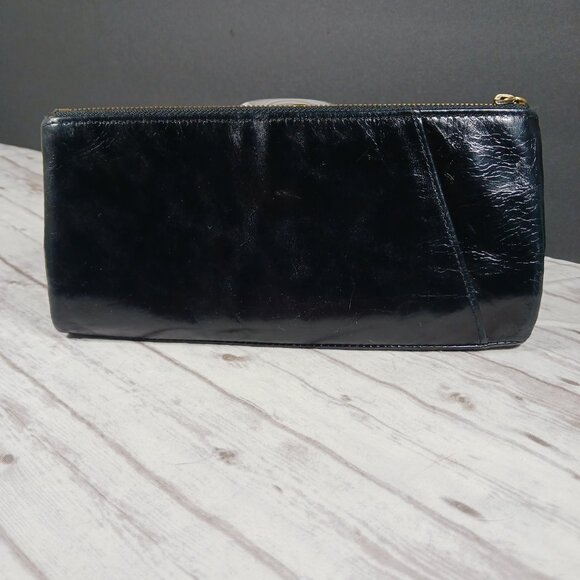 HOBO Black Patent Leather Clutch Bifold Wallet Gold Tone Lock Zip Top Pocket 7.5 - Picture 2 of 9